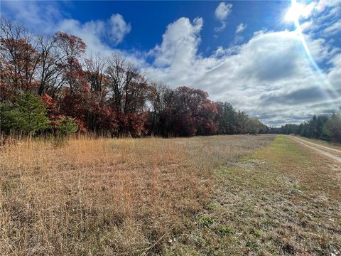 Crosslake Land Near South Shore