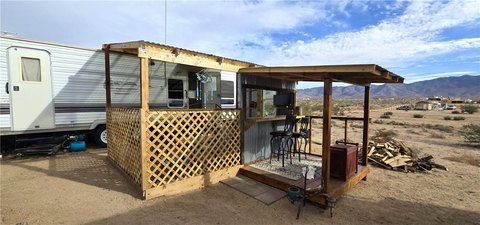 Chloride, AZ Land with Cabin