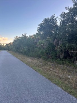 Residential Lot in Port Charlotte