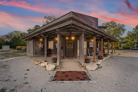 Tolono Commercial Property on Large Lot