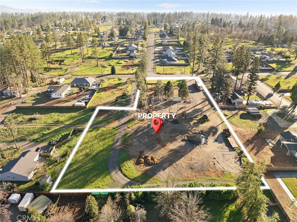 Commercially Zoned Land in Paradise