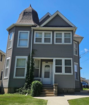 Renovated Duplex With Garage
