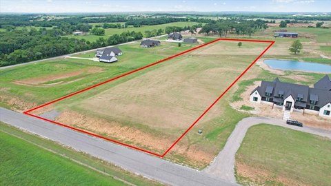 Acreage Tract in Gated Community