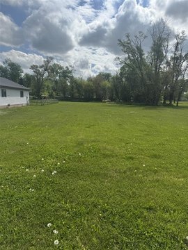 Land in Cedar Rapids, IA