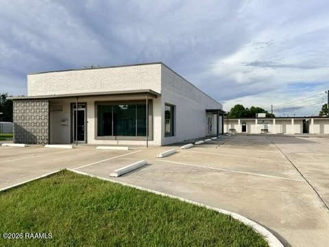 Freestanding Office Building with Parking