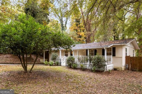 Charming Ranch Home Near Downtown