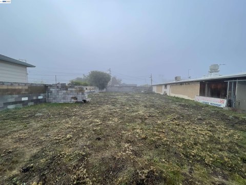 Land, Vallejo, CA