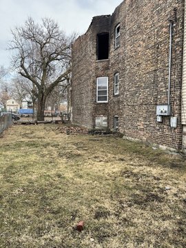 Land with Existing Garage, Chicago