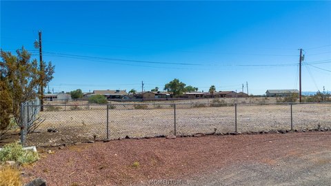 Land, Fort Mohave, AZ