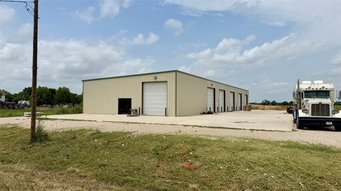 Modern Warehouse with Roll-Up Doors