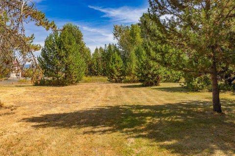 Land, Donnelly, ID