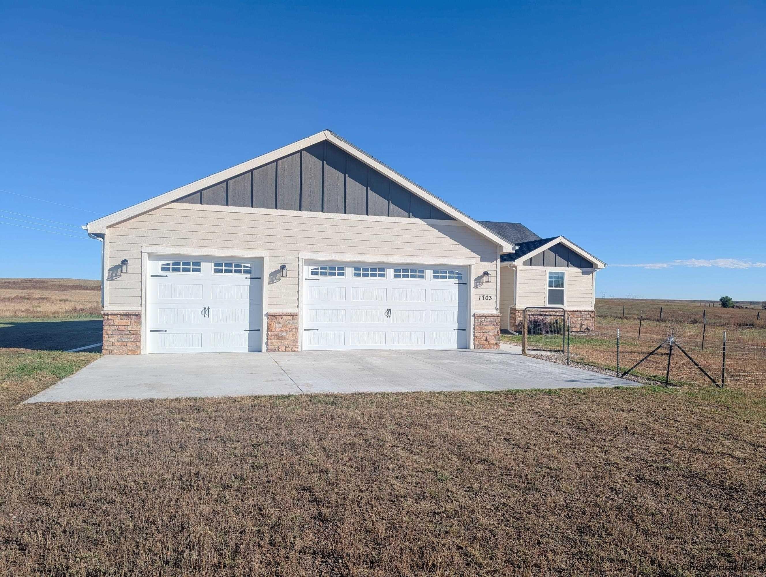Cheyenne Ranch Home on Acreage