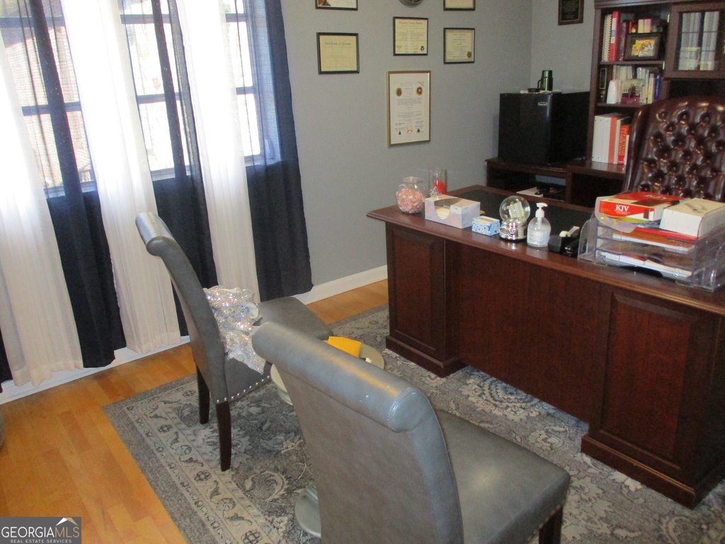 Picture 33