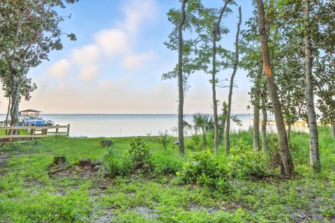 Waterfront Land in Desirable Destin
