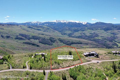 Exceptional Homesite in Cordillera