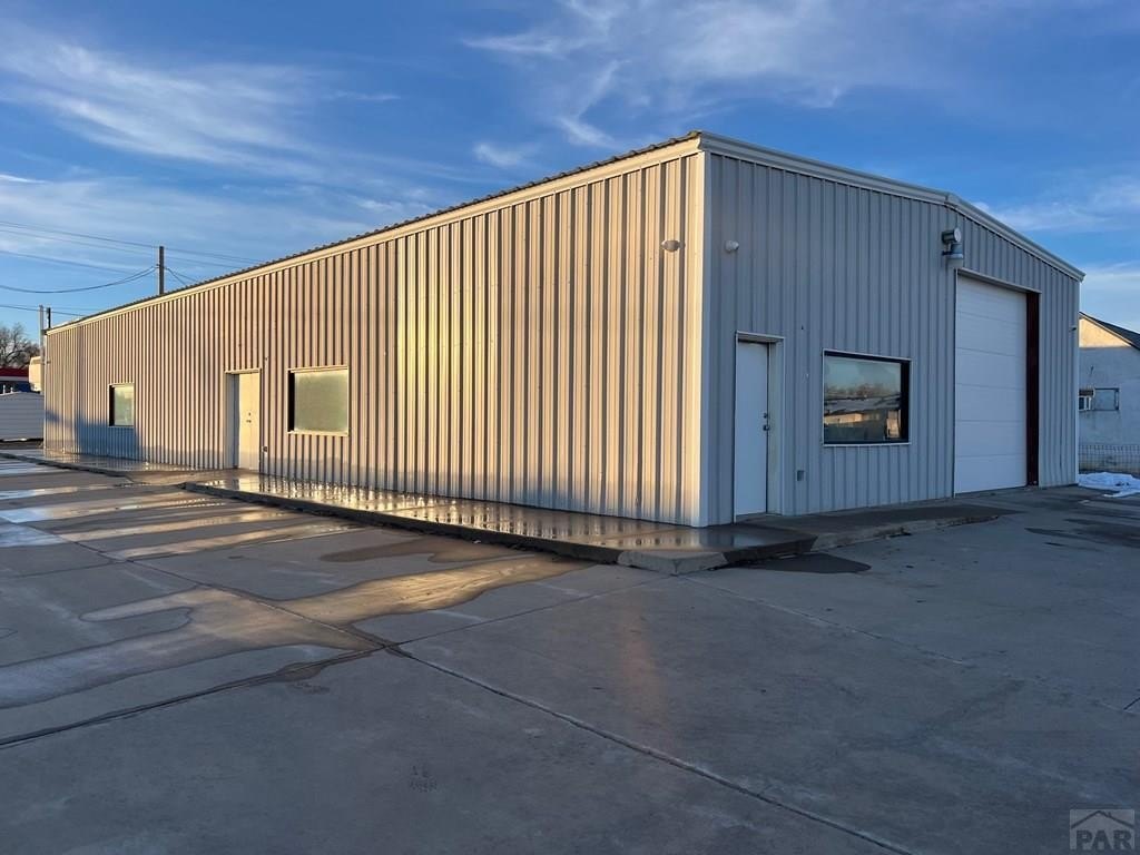Versatile Commercial Building on Highway 50