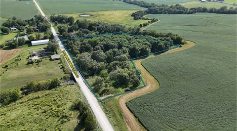 Land, Winterset, IA