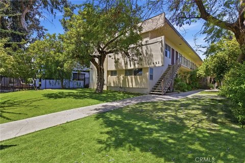 Multifamily Building with 8 Units