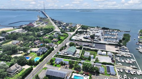 Waterfront Marina Opportunity in Hampton Bays