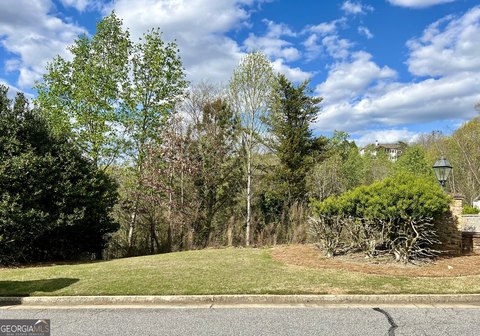 Residential Land in Gainesville, GA