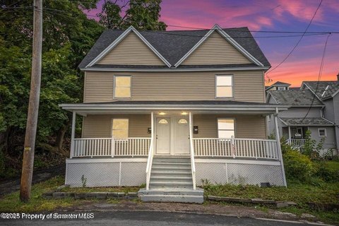 Updated Duplex in North Scranton