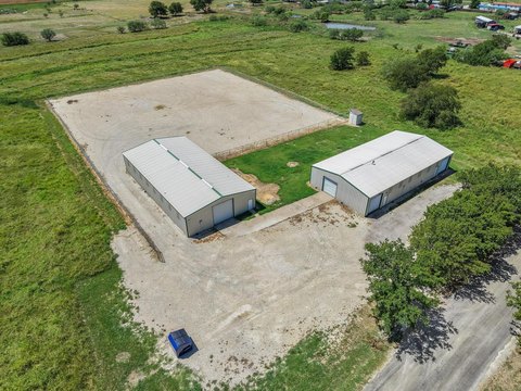 Insulated Warehouse with Roll-Up Doors