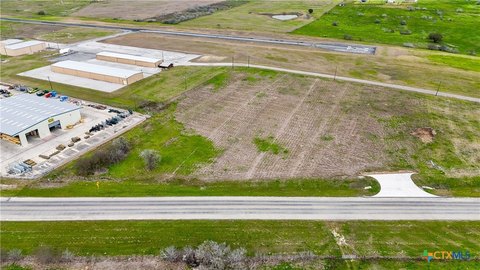 Commercial Lot in Gonzales, TX