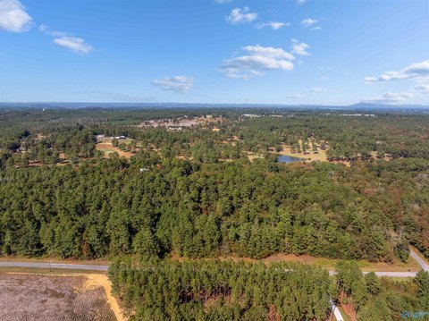 Land, Centre, AL