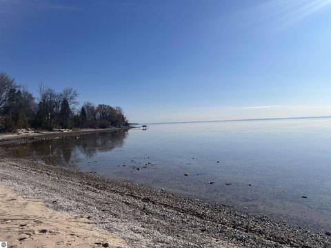 Waterfront Land Parcel with Beach Access