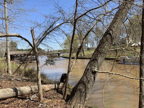 Lakefront Residential Lot with Boathouse Limit