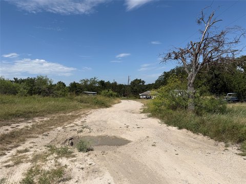 LAND - Paradise, TX