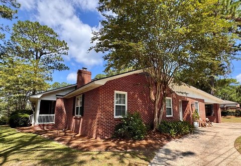 Charming Ranch Style Home