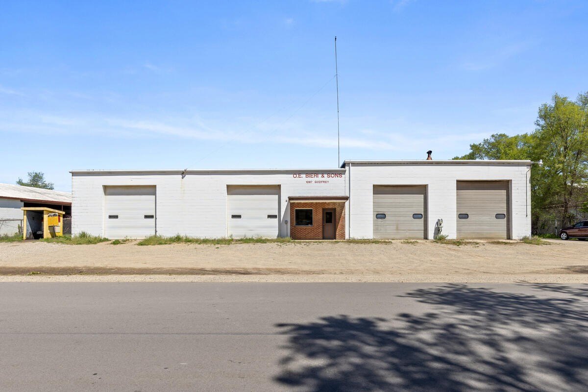 Lowell Industrial Site with Garages