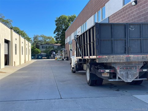 New Construction Warehouse with Yard