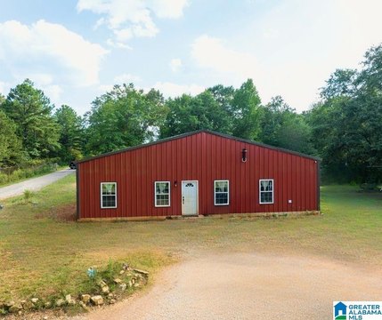 Unrestricted Land with Barndominium