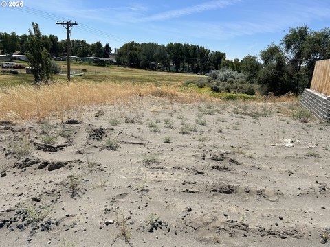 LAND - Hermiston, OR