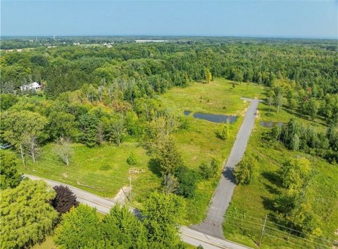 LAND - Ontario, NY
