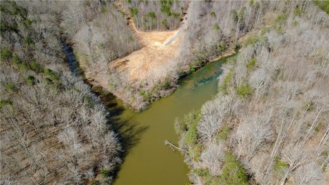 Lakefront Wooded Land, Unrestricted
