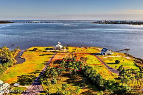 Land, Biloxi, MS