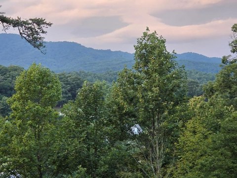 Land, Franklin, NC