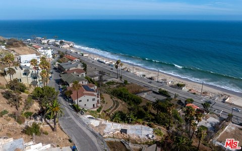 Land, Malibu, CA