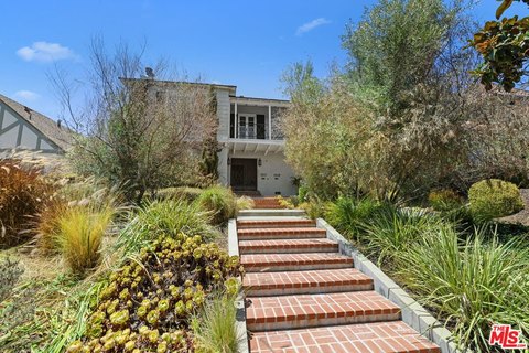 Spanish Duplex Near Larchmont Village