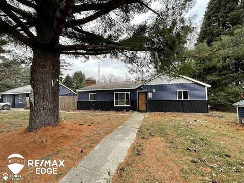 Two-Home Ranch with Riverfront