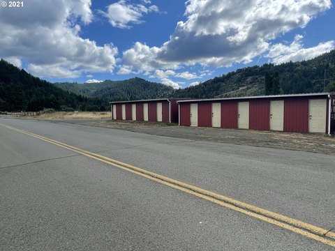 Powers, Oregon Storage Units