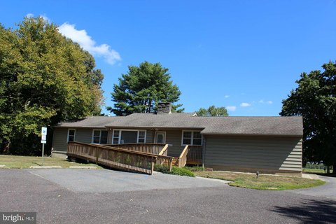 Medford Commercial Space For Lease