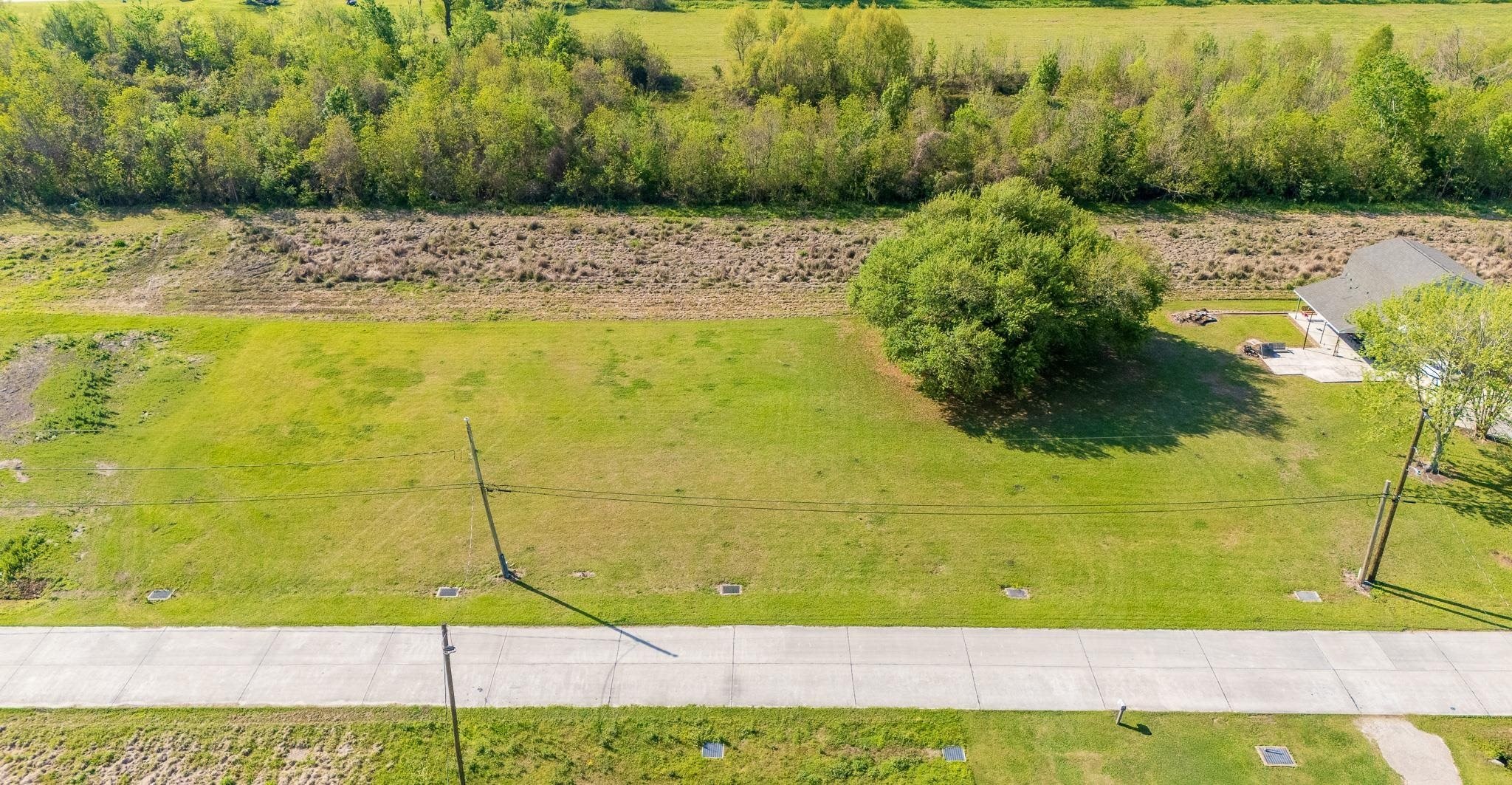 Spacious Residential Lot in Raceland