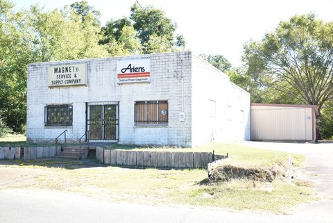 Retail and Warehouse Flex Building