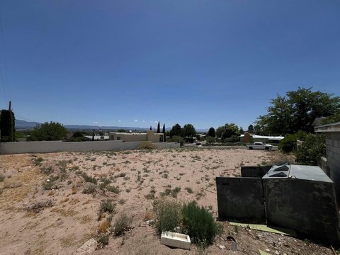 Land, Albuquerque, NM