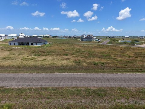 LAND - ROCKPORT, TX