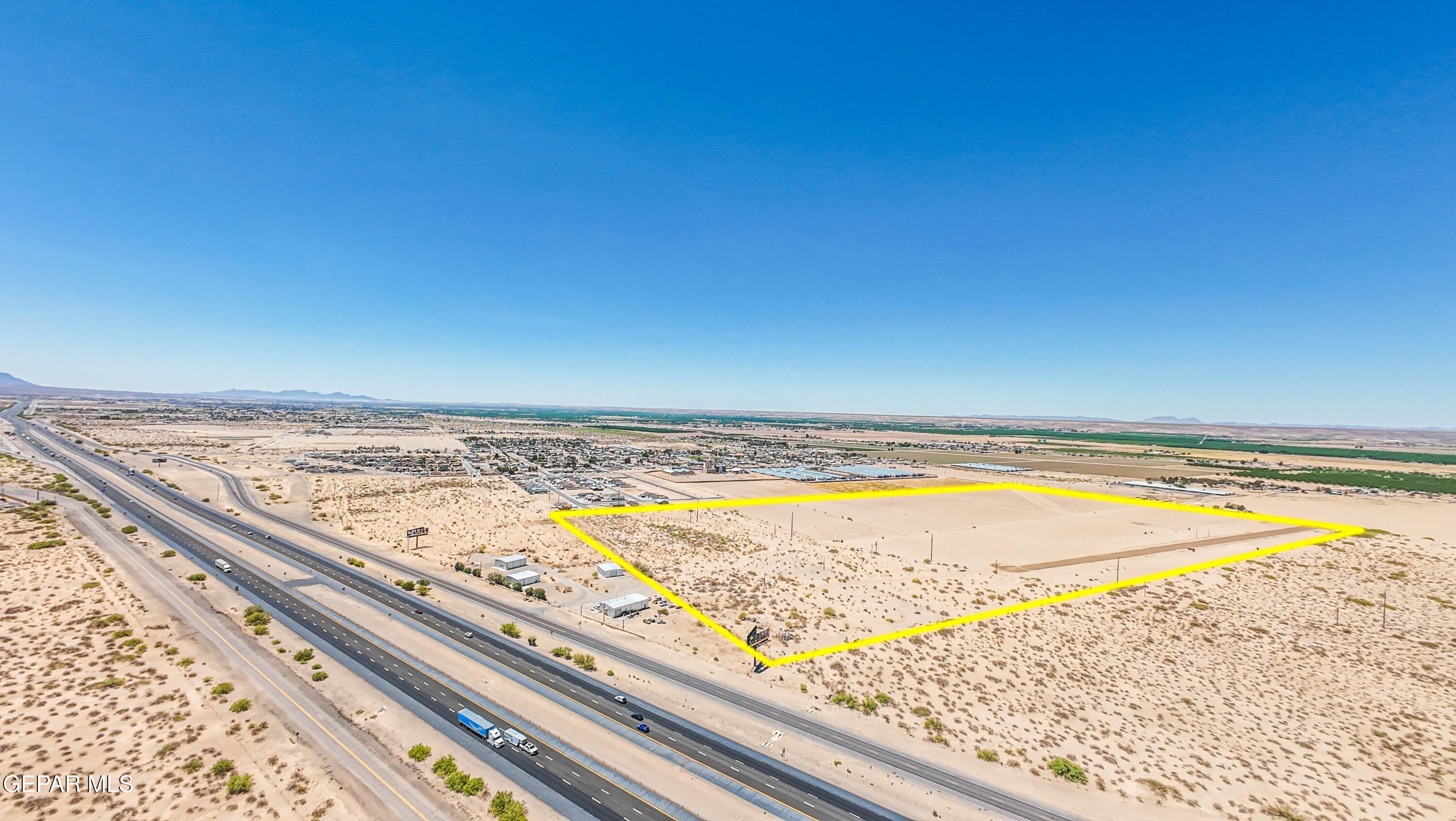 Expansive Land Parcel in Berino